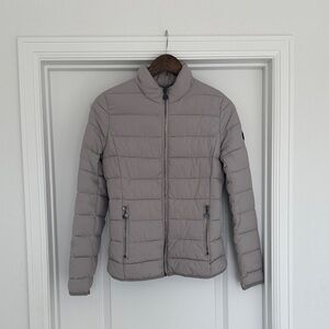 Bernardo Quilted Puffer Jacket in Light Taupe